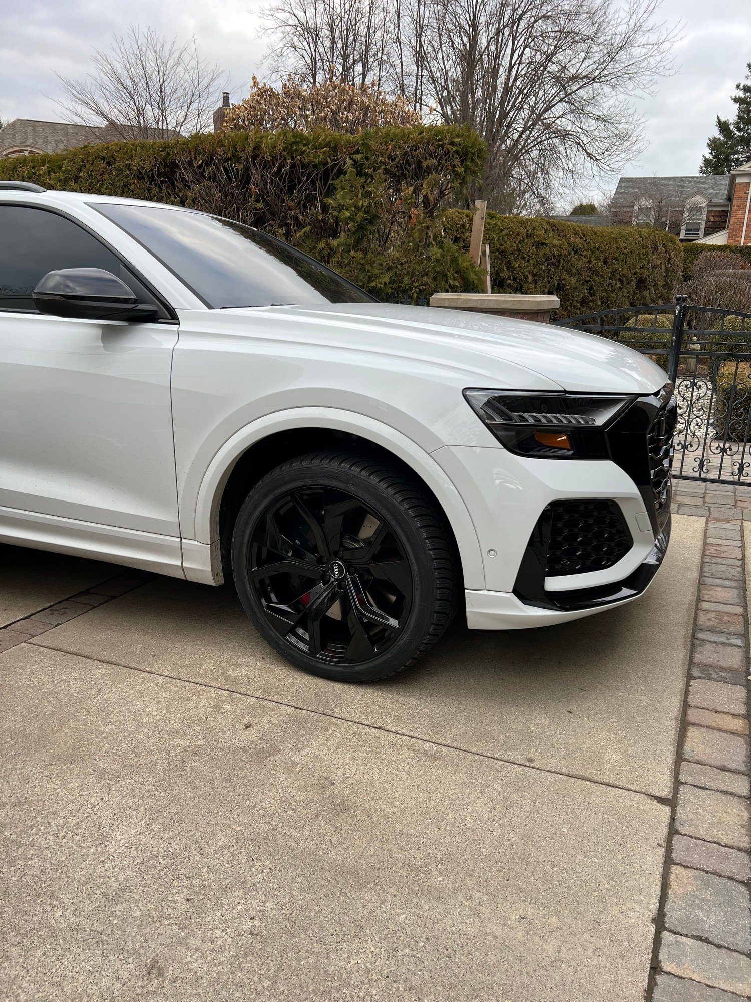 AUDI Q8 / RSQ8 Winter Wheel Complete Package! Mint Condition
