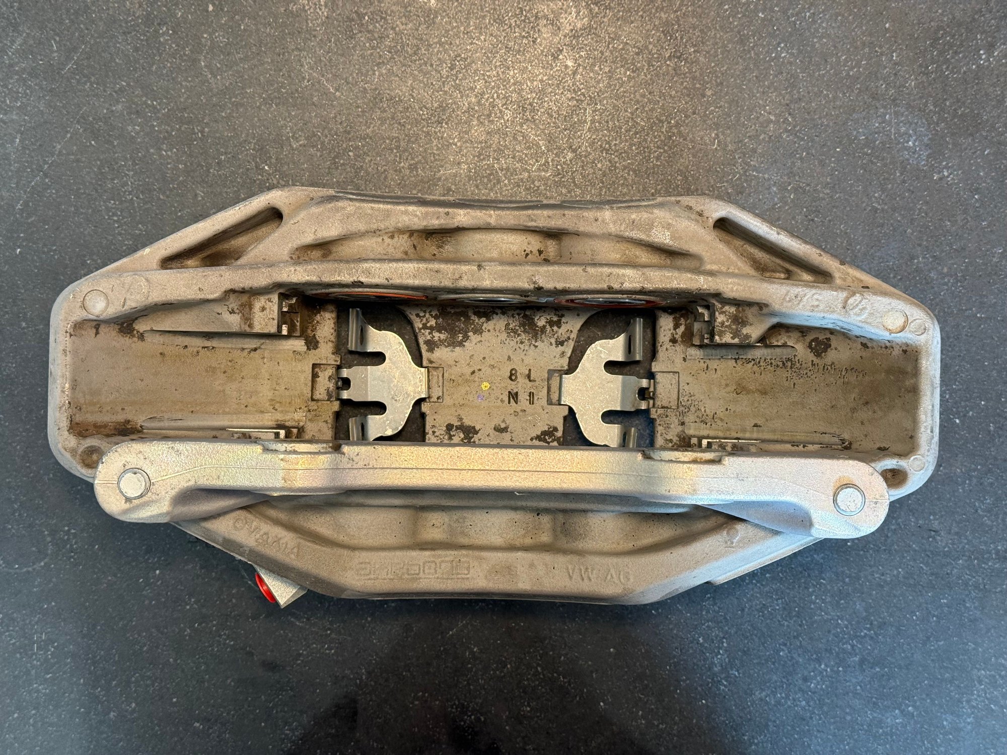 Brakes - 4M Q7 Driver (Left) Front Brake Caliper - 4M0615105EB for 375mm Rotors - Used - All Years  All Models - Houston, TX 77018, United States