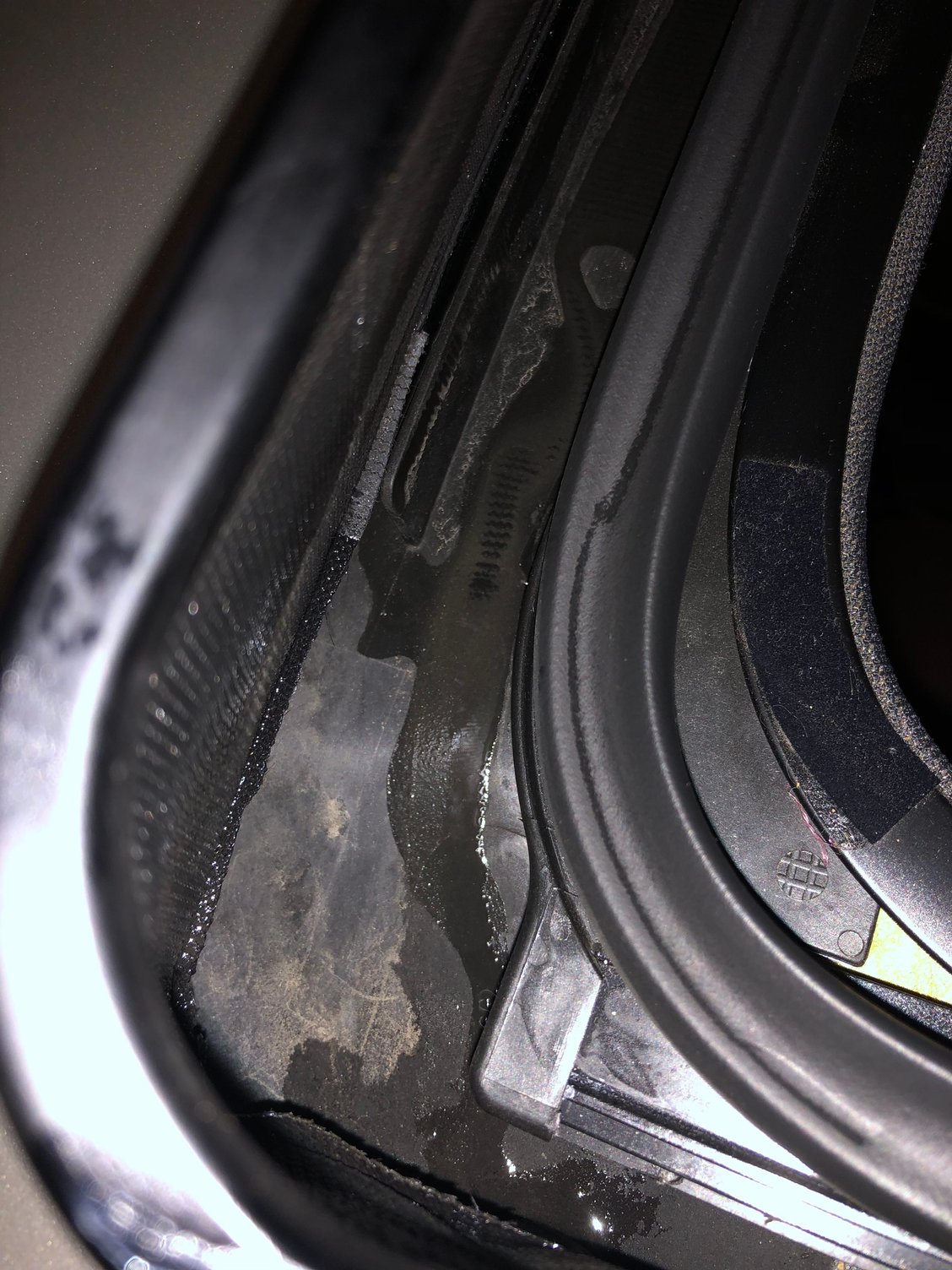 Fixed sunroof rattle, but is it going to leak? AudiWorld Forums