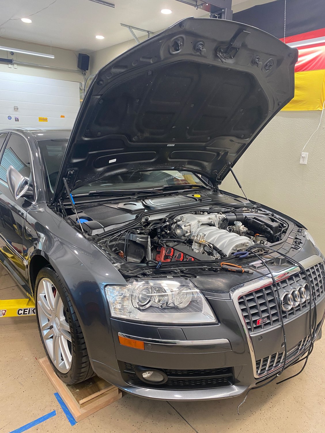 V10 engine mount replacement procedure needed AudiWorld Forums