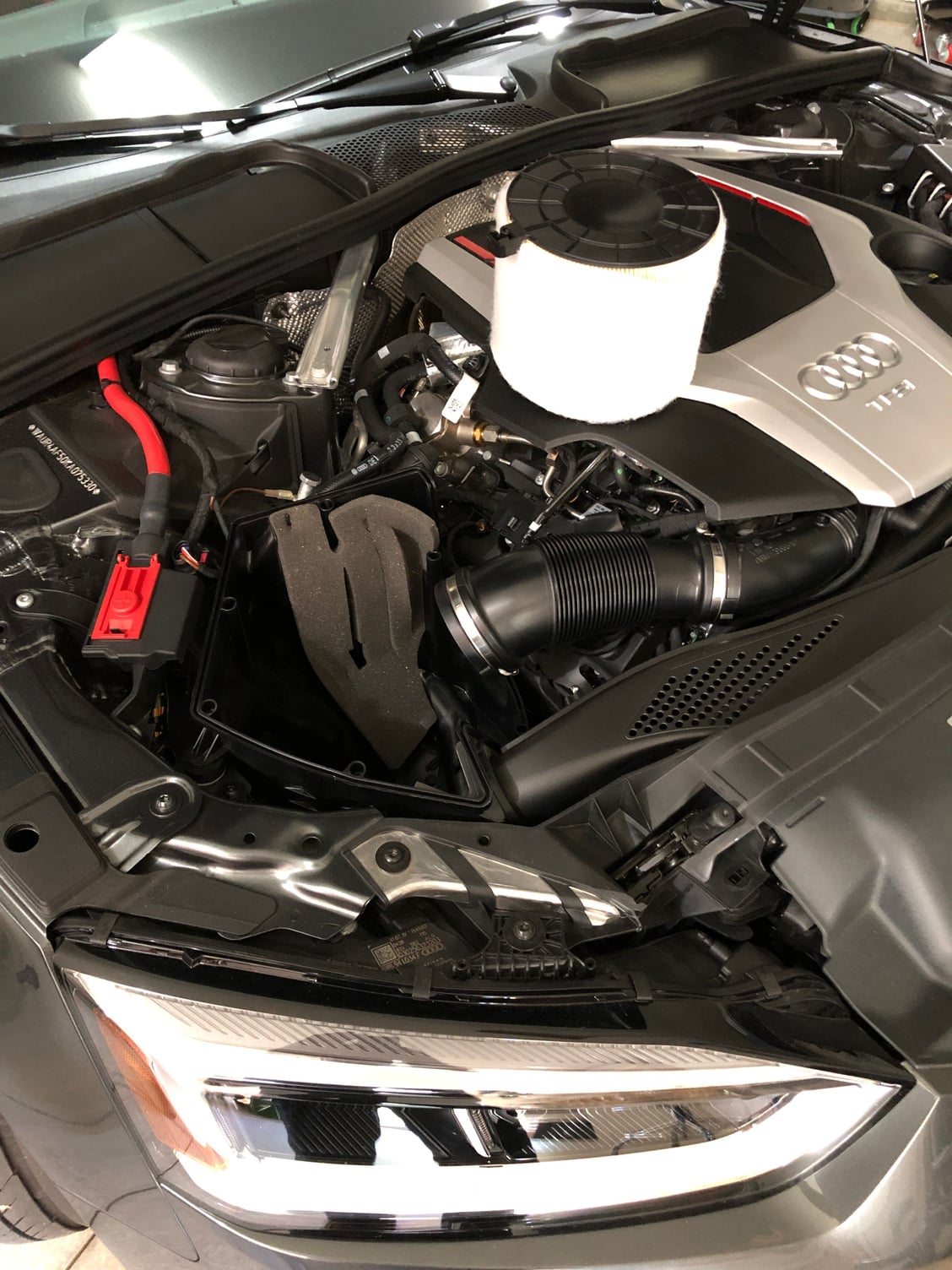 Filtre à air sport BMC pour Audi A4 B9 / A5 / Q5 2,0l TDI