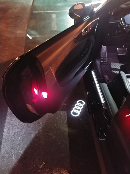 Audi Door Light 