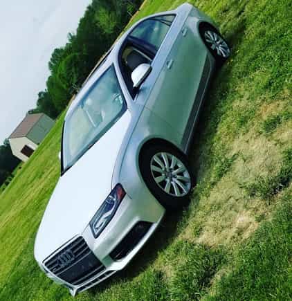 2009 Audi A4 Quattro 2.0 Turbo.
She is bone stock as of right now.
5-6-2019