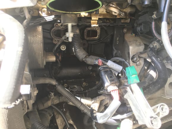 Note the 3square tool to remove the bracket of intake manifold is 10mm not 9mm as said in another forum. Thumbs down on him.
