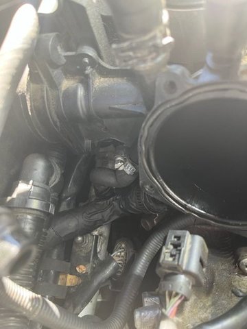 Getting P2187 and P2189 (Bank1 and Bank 2 system too lean at idle ...