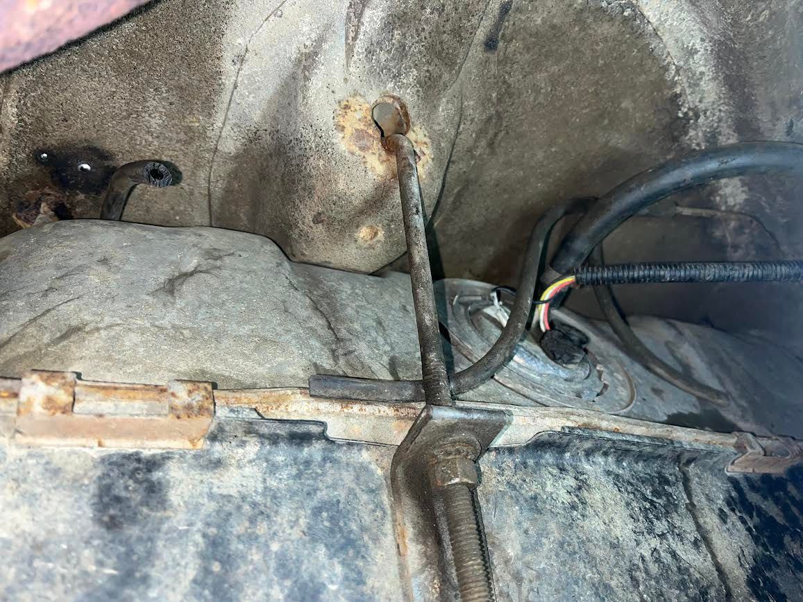 This shows the 3 cut hoses.