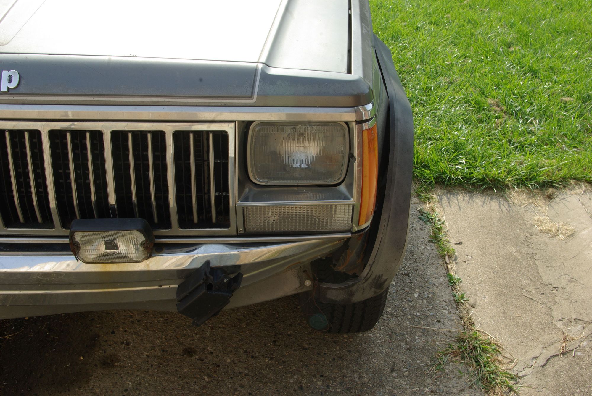 Due to the fuse box issues I have bypassed fuses you should continue to do that. Floors and frame are solid. I don't need or use the vehicle any more $650