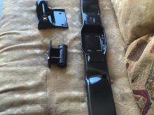 Got the cross member and tranny mount bracket degreased and all painted up bout to install today