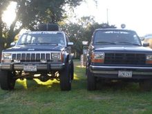 CIMG9858 1
My XJ and Bronco 2