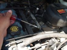 fuel pressure test port cap on