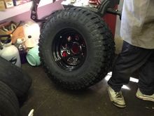 33x12.50/15 4 inch BS