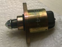 Pintle screwed as far down as it can. Black sleeve/cylinder thing not movable as it was in first pic. Does it need to be screwed in like this or loose like other pic when I install it, or does it matter?