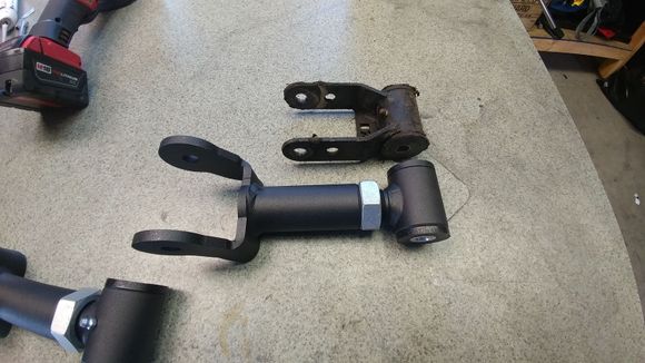 Shackles iron man vs iron rock