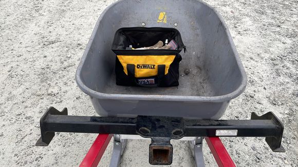 Trailer hitch at pull-a-part