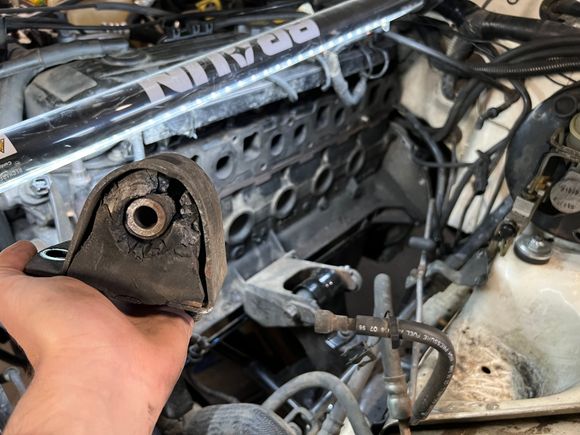 Replaced the motor mount while I was in here. This is the result of the engine sagging for months while the transmission was removed. 