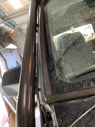 I didn’t want zip ties around the outer bars where they would catch and break off against trees and such. These little brackets are made buy making a couple of built up spot welds, then spanning them with some 1/8” steel rod welded on top. Makes an easy bracket to zip tie wires to.