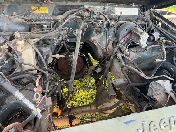 Lots to figure out. Nice how they have the exhaust holding up the transmission