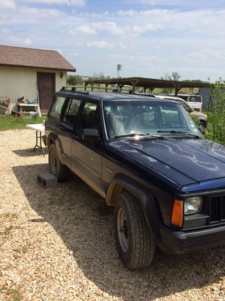 Roof rack installed