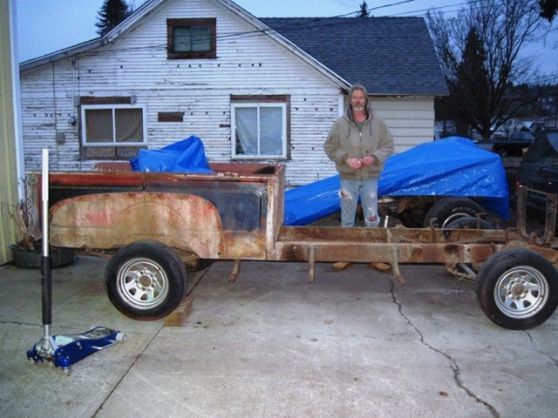 I was going to take the bed off too but the P.O. welded it on in such a way that I'll have to take off like a Rubix Cube... They sure look weird with the bodys off. The way the Exploder chassis looked, I was afraid my measurments of wheelbase were wrong til I put them side by side.