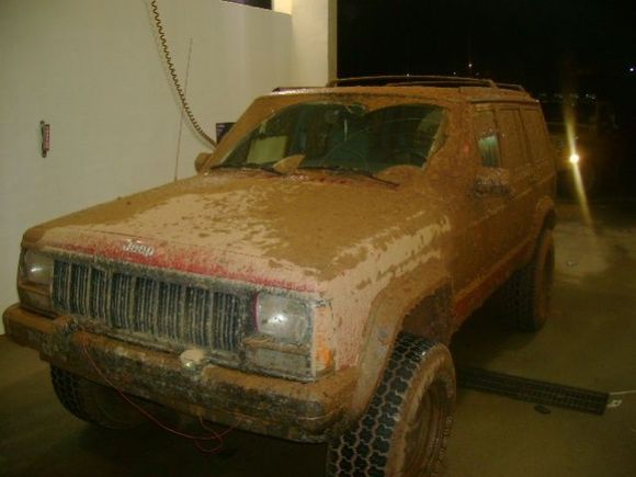 after a normal nite of playin in a local mud hole took a ford F250 4 door long bed on 35s with a 17,000lbs winch to get me out