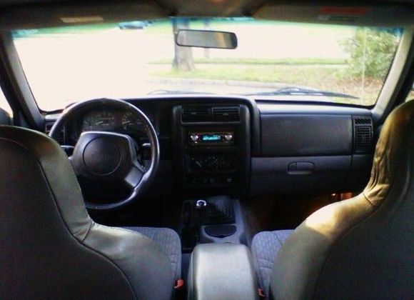 5 speed, pioneer headunit with pioneer speakers