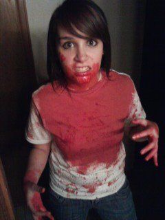 my halloween costume haha i was a zombie :|