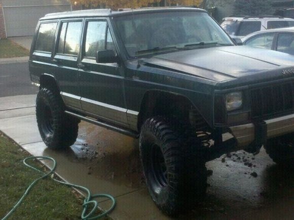 but the driveway is allll muddy :p