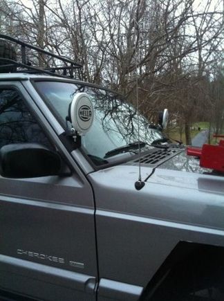 Detours brackets look awesome and worked really well with the hella lights.