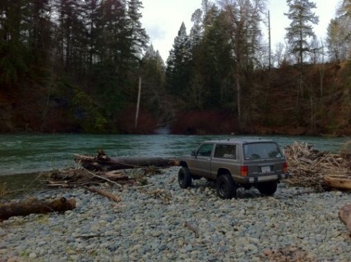 clean jeep with 4.5" lift and 31 A/T