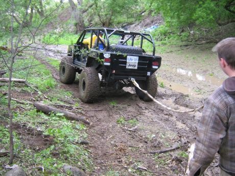 Stitch doin the tuggin.