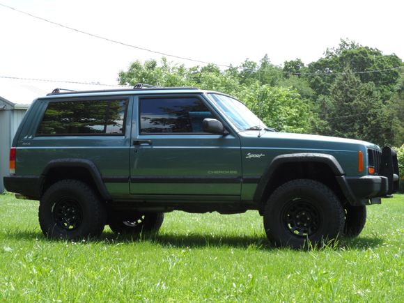 my 98 I picked up a little while back. 4.0 five speed