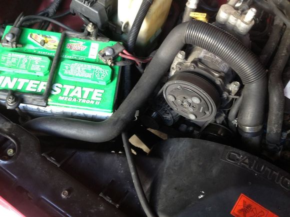 I borrowed this photo from another forum, but mine is the same hose and I cant find a new one anywhere.