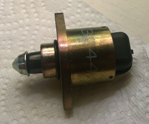 Pintle screwed as far down as it can. Black sleeve/cylinder thing not movable as it was in first pic. Does it need to be screwed in like this or loose like other pic when I install it, or does it matter?