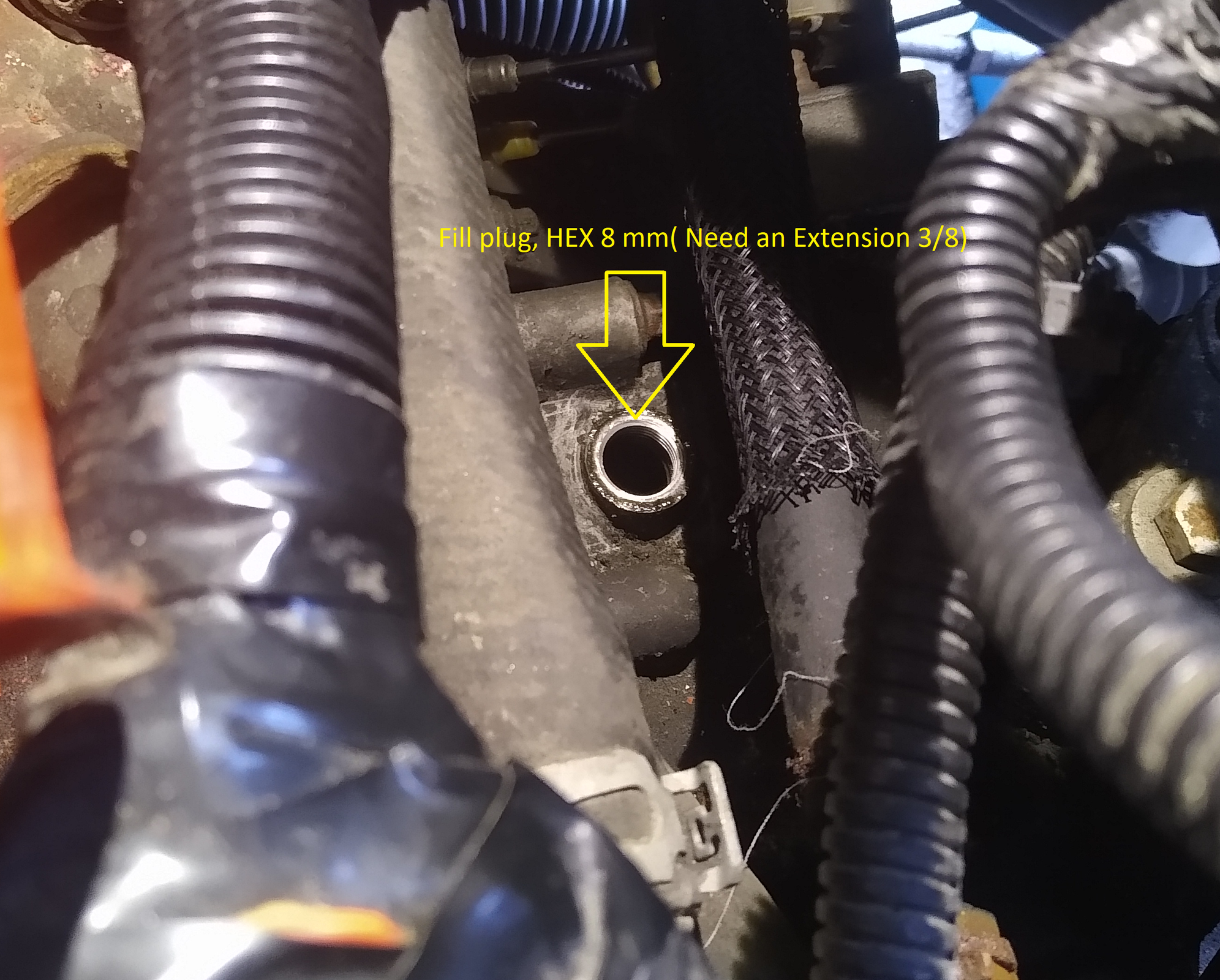 There the fill port , no wires in that area
