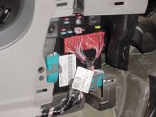 Here’s that connector in the console, look to see that bolt and if it’s tight. 
