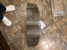 Upper grille