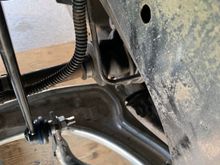 They fit and are not clunking at all. 
Yes the Moog K750012 links do have a grease zerk at each end