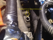 There the fill port , no wires in that area