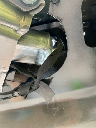 The wiper motor blocks the driver’s side bulb