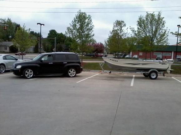 Here we see the front end doesn’t seem to be to lifted by the tongue weight