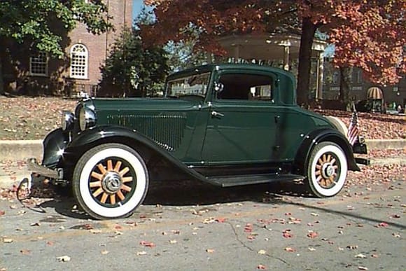 1936 Pontiac Side