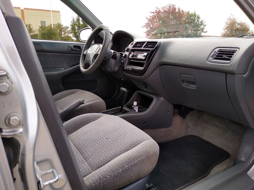 1999 Honda Civic - 1999 Honda Civic EX - Used - VIN 123346200015 - 308,000 Miles - 4 cyl - Automatic - Sedan - Gray - Patterson, CA 95363, United States