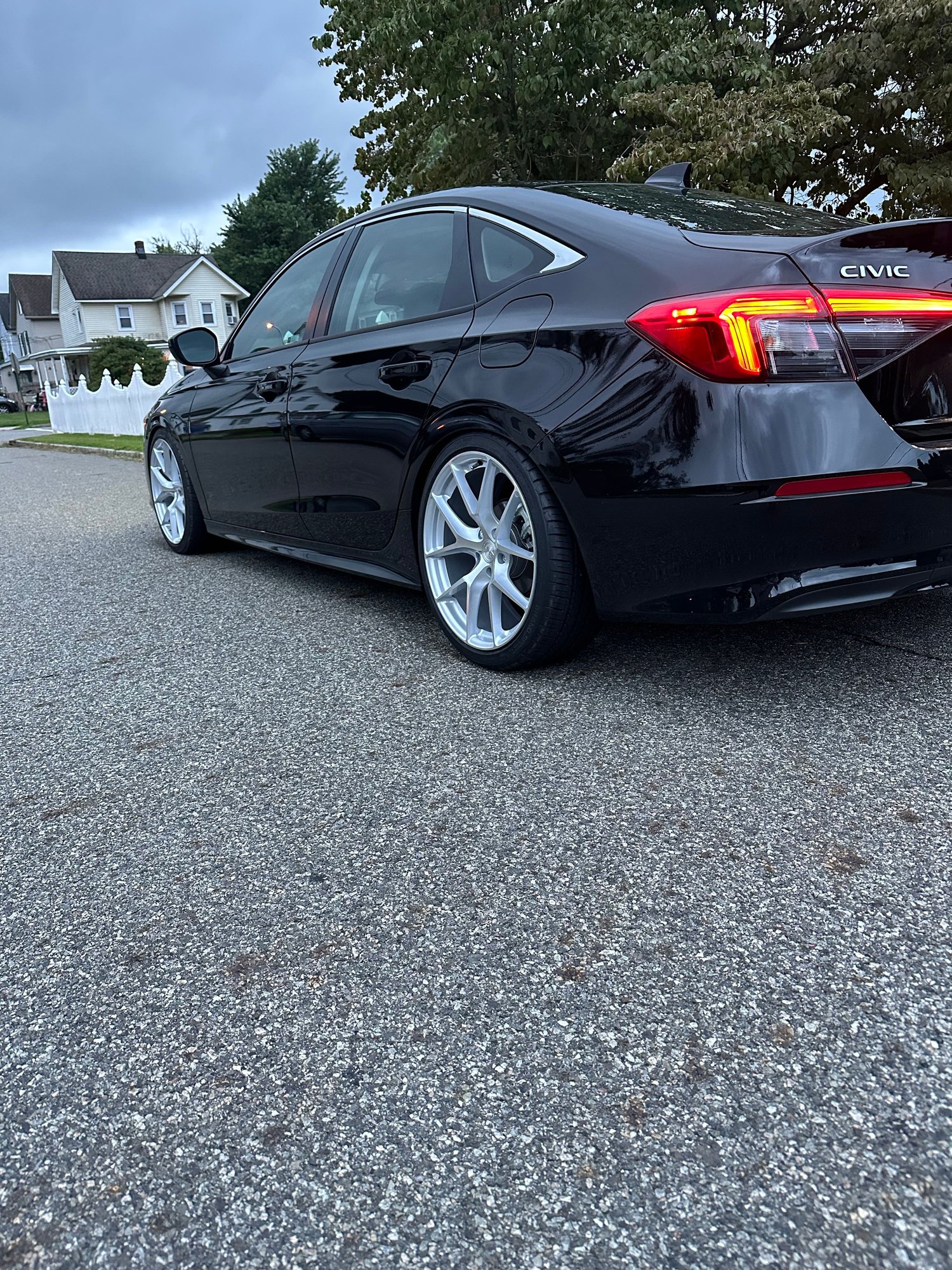 Wheels and Tires/Axles - 19 Inch Wheels and Tires - Used - 2022 to 2023 Honda Civic - Wayne, NJ 07470, United States