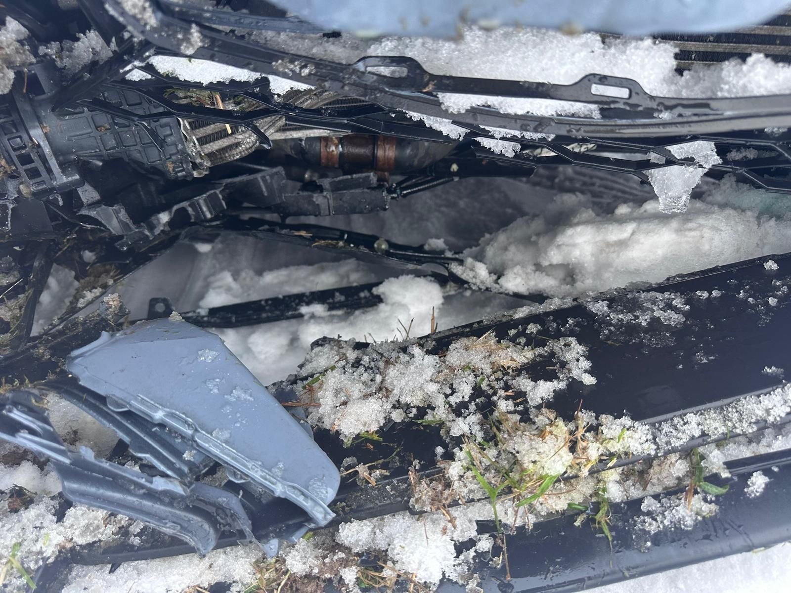 2018 Honda Civic - Crashed Honda Civic 2018 1.0 lieter Vtec - Used - VIN SHHFK6860HU017615 - 3 cyl - 2WD - Automatic - Hatchback - Gray - Pichel Bei Wels, Austria
