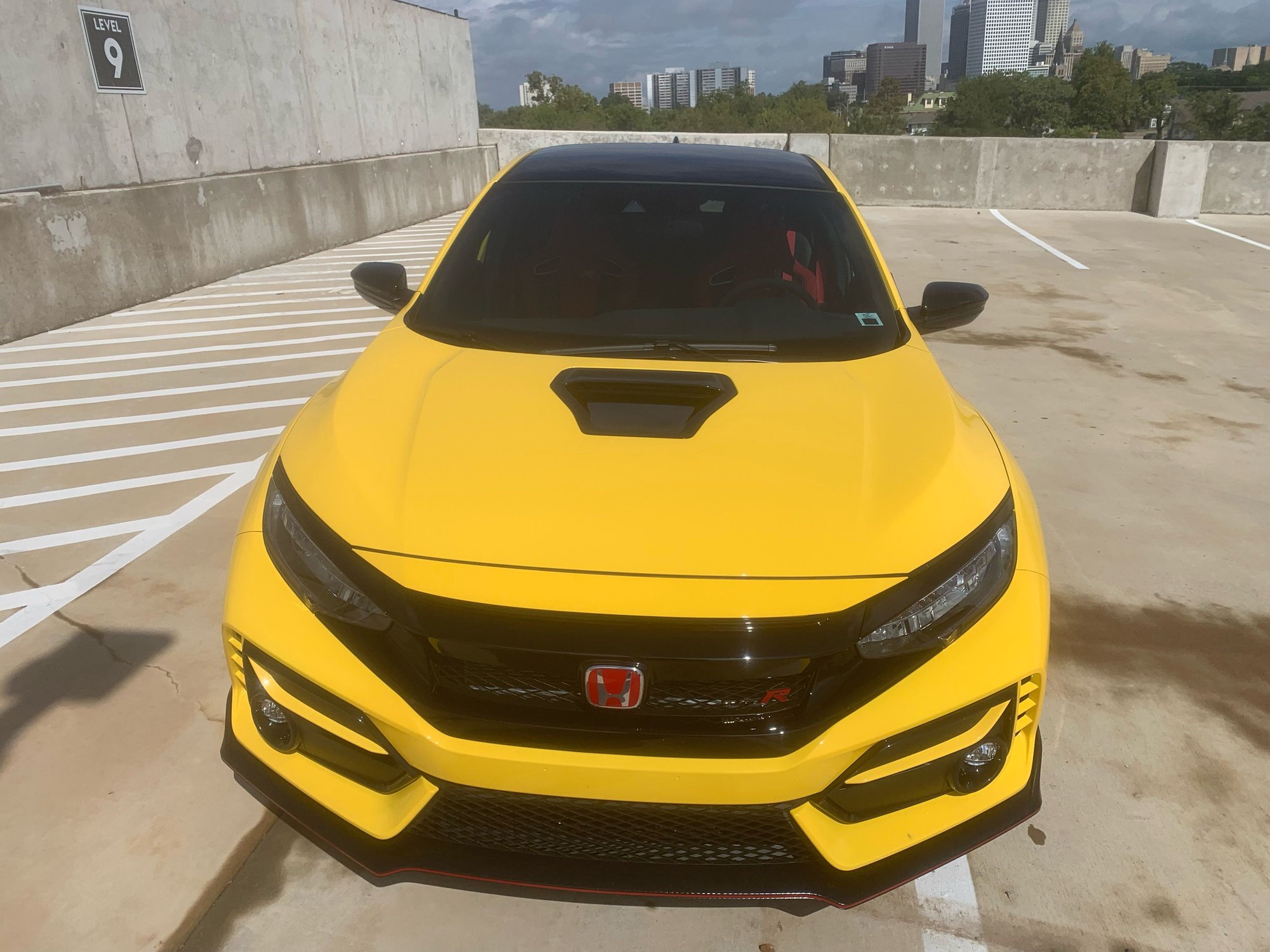 2021 Honda Civic - 2021 Civic type R Limited edition for sale; Tulsa, OK, $69k - Used - VIN SHHFK8G01MU204532 - 70 Miles - 4 cyl - 2WD - Manual - Hatchback - Yellow - Tulsa, OK 74119, United States