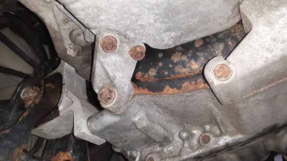 Front stiffener bracket - 3 bolts