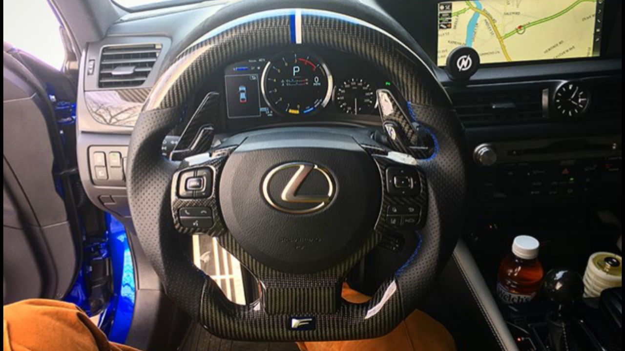 Interior/Upholstery - Cabron Fiber F Steering wheel - Used - 2016 to 2019 Lexus GS F - 2015 to 2019 Lexus RC F - Bedford, MA 01730, United States