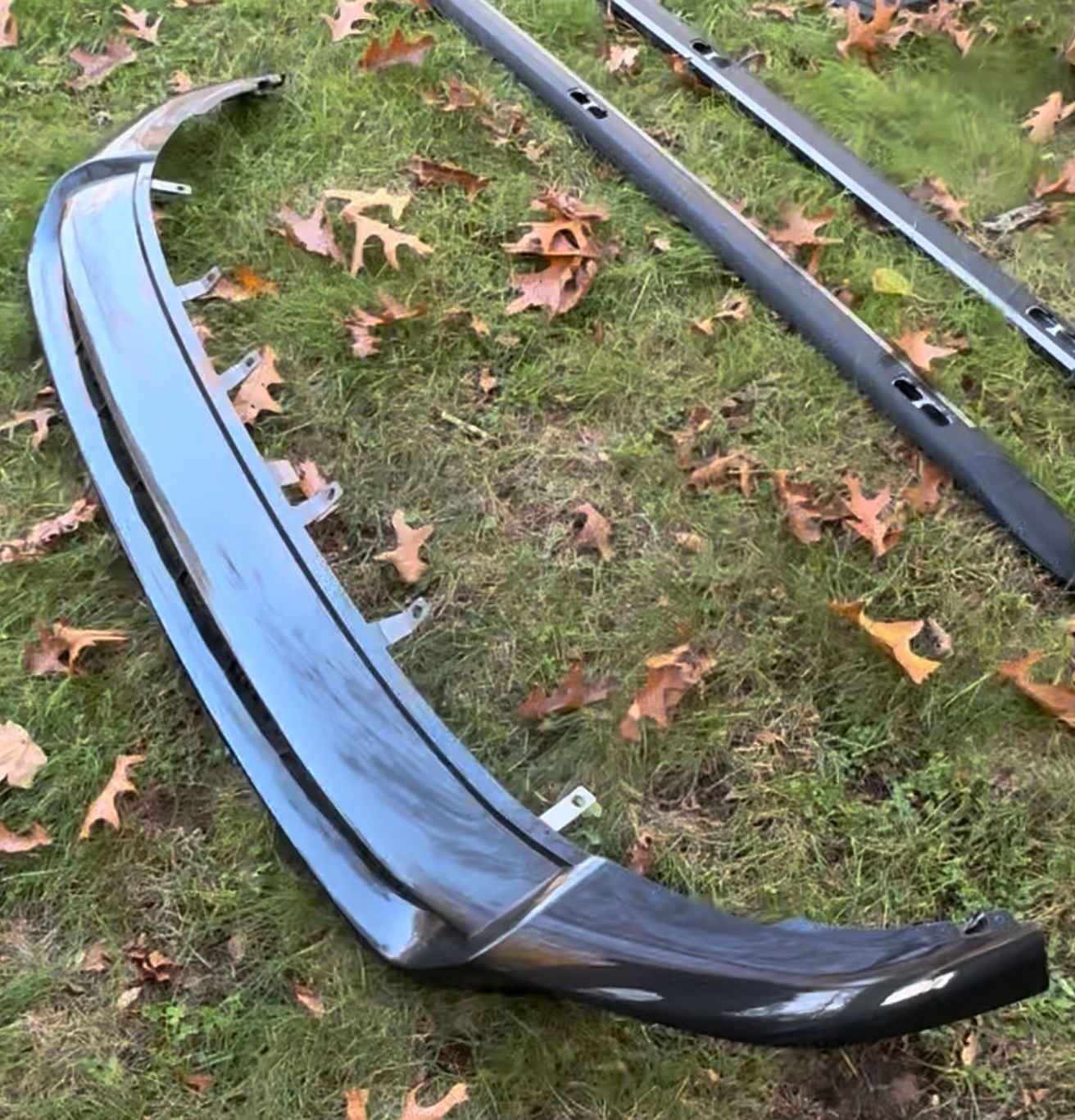 Exterior Body Parts - Lexus gx460 sport front lip oem - Used - 2014 to 2022 Lexus GX460 - Bedford, MA 01730, United States