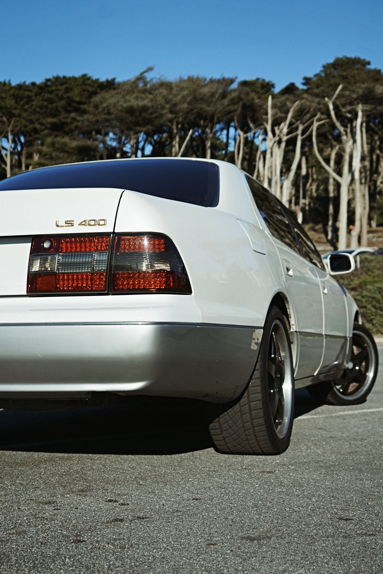 Rear fitment with camber still applied. about 2�