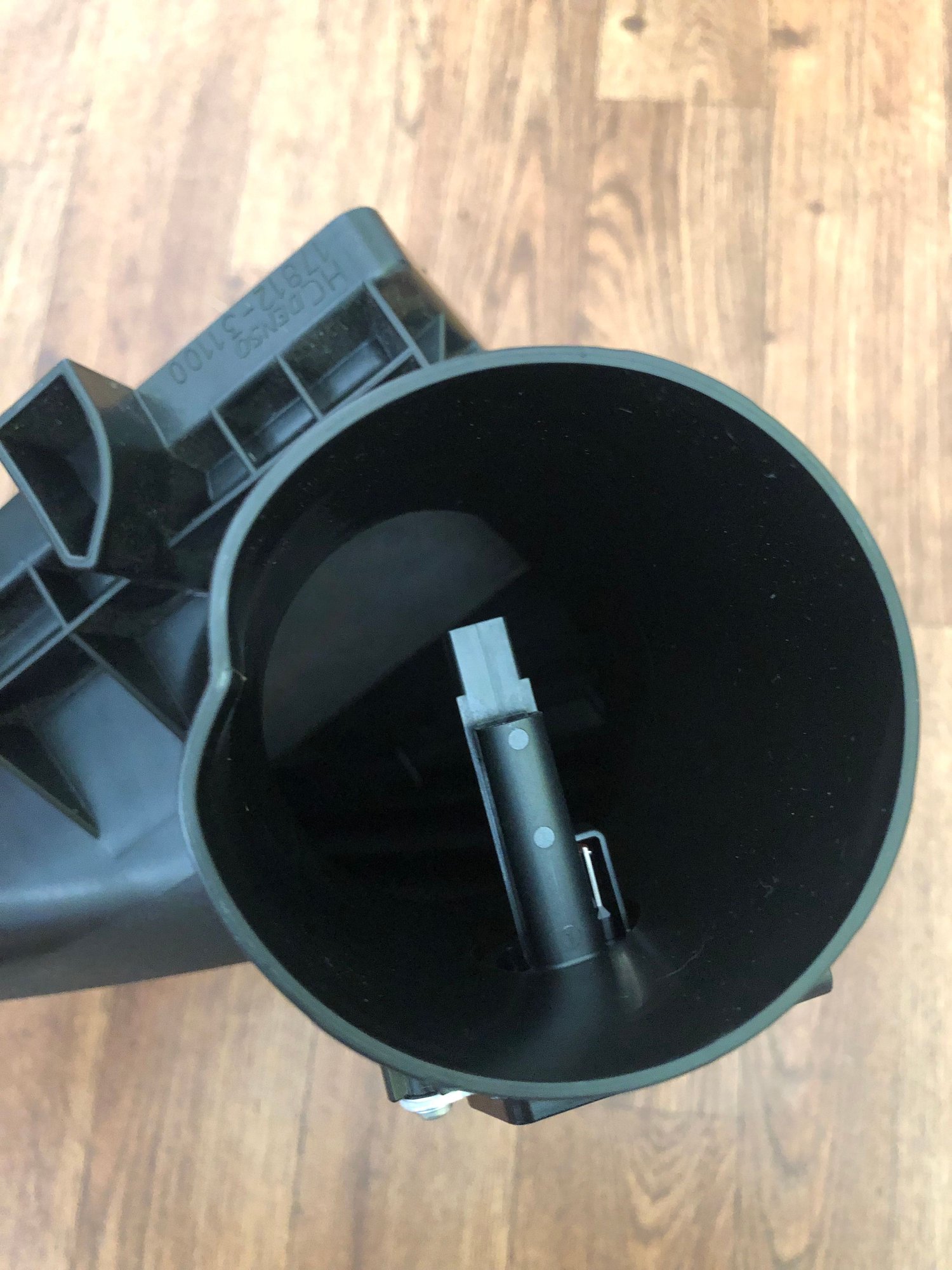 Engine - Intake/Fuel - GS 350 Air Box & MAF sensor - Used - 2013 to 2016 Lexus GS350 - Richmond, VA 23228, United States